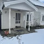 Holiday home Gamle Huset Pa Landet *